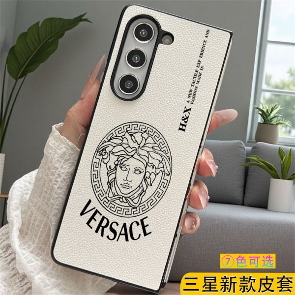 Versace ヴェルサーチブランドgalaxy z flip 7 6 5 4 fold5 6 7 2025ケース韓国風セレブ愛用 galaxy z flip 7 6 5 4 3ケース ジャケットスマホケース コピーセレブ愛用全機種対応ハイブランドケース パロディgalaxy z fold 7 6 5 4 3スマホケース コピー