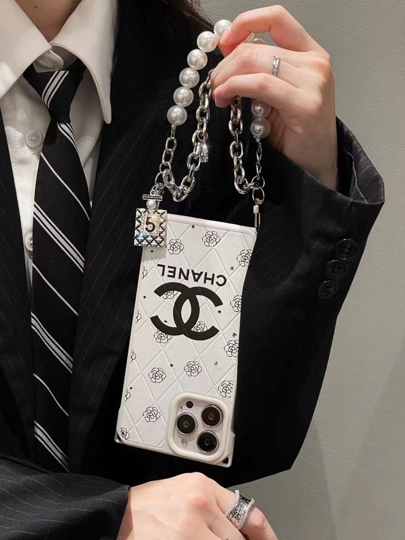 Chanel シャネルおしゃれiphone 15 2023 14 13 12 xr xs 8/7 plusケース