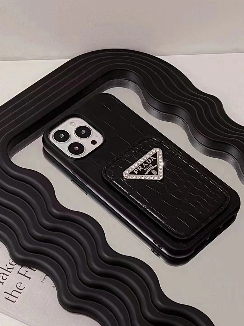 Prada プラダおしゃれiphone 15 2023 14 13 12 xr xs 8/7 plusケース 手帳型