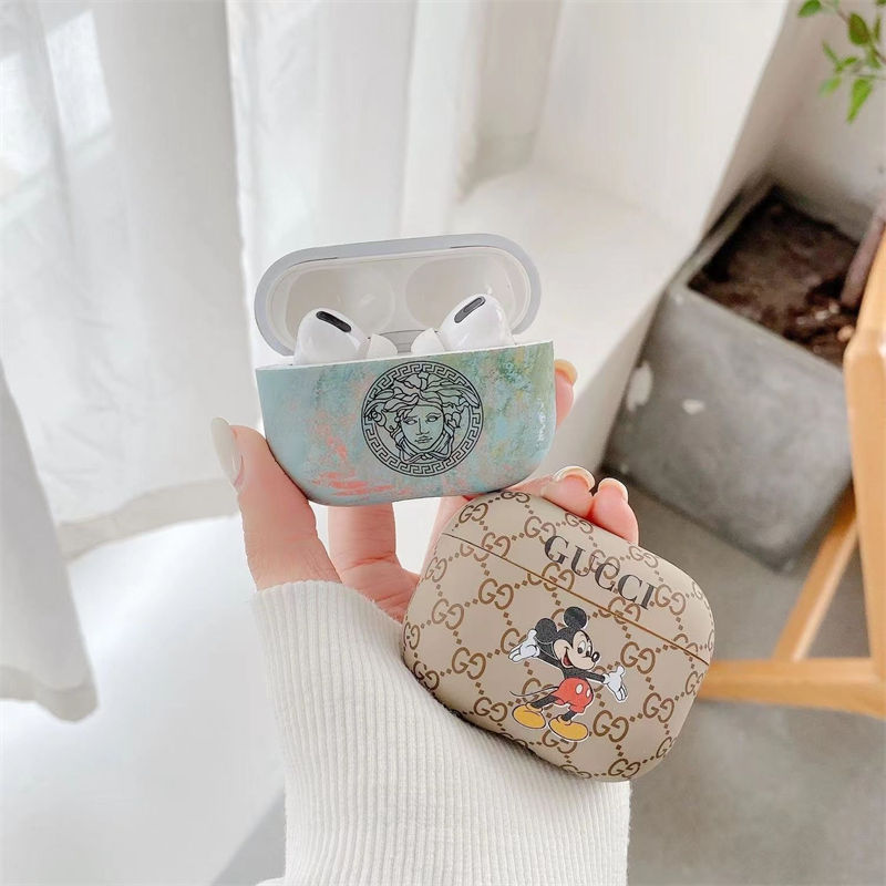 Gucciエアーポッズ4プロ2ケース