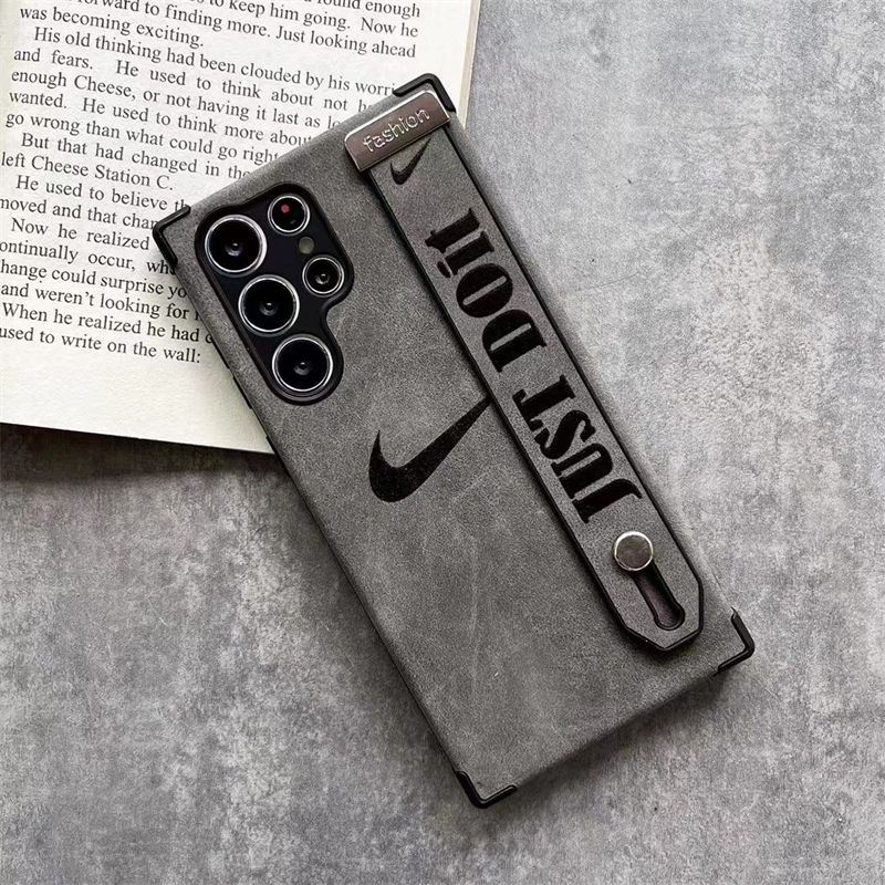 Nikeアイフォン16 15 14 pro maxケース 