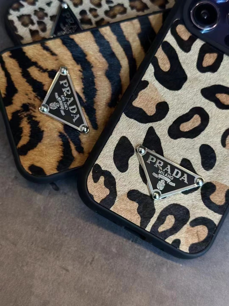 Prada プラダブランドiphone 14 plus 15 pro maxケースおしゃれiphone 15 2023 14 13 12 xr xs 8/7 plusケース